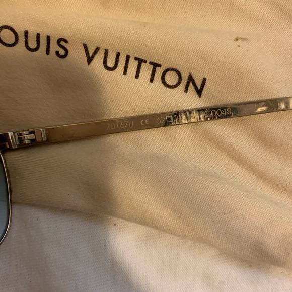 Authentic Louis Vuitton z0167u blue sunglasses - Picture 3 of 7
